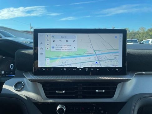 New 2026 Ford Explorer Active w/ Active Comfort Package image 19