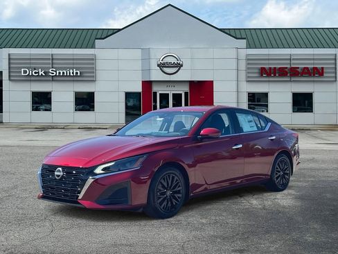 New 2025 Nissan Altima 2.5 SV w/ SV Special Edition Package image 3