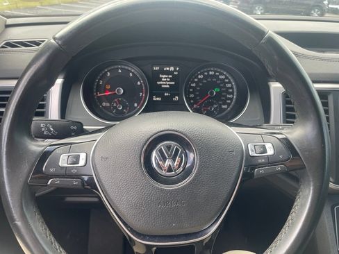 Used 2019 Volkswagen Atlas SE FWD image 23