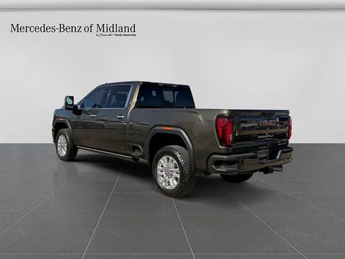 Used 2023 GMC Sierra 2500 Denali w/ Technology Package AWD/4WD image 5