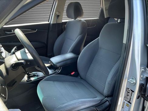 Used 2016 Kia Sorento L FWD image 20