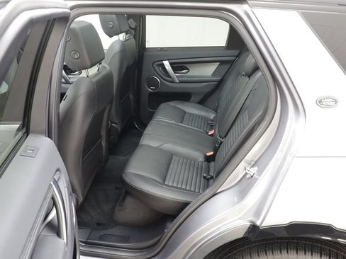 Used 2025 Land Rover Discovery Sport Dynamic SE AWD/4WD image 15