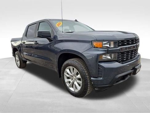 Used 2021 Chevrolet Silverado 1500 Custom image 1