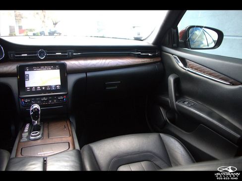 Used 2018 Maserati Quattroporte S image 22