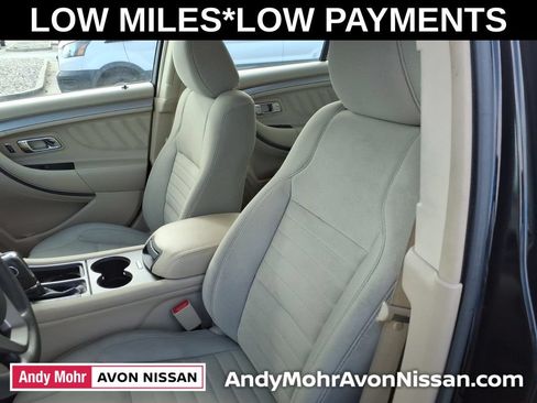 Used 2018 Ford Taurus SE FWD image 15