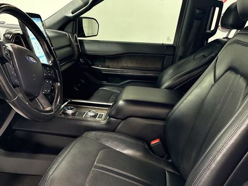Used 2019 Ford Expedition Max Limited image 5