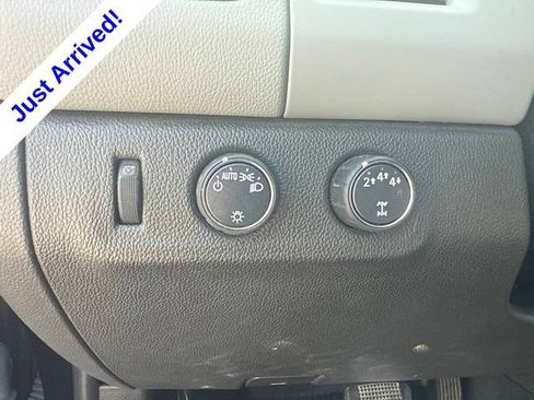Used 2019 Chevrolet Colorado W/T w/ Custom Special Edition AWD/4WD image 14