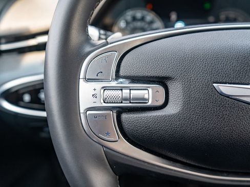 Used 2025 Genesis GV70 2.5T image 21