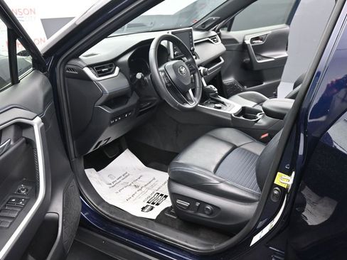 Used 2021 Toyota RAV4 XSE image 18