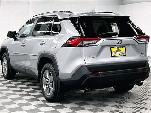 Used 2024 Toyota RAV4 XLE image 3