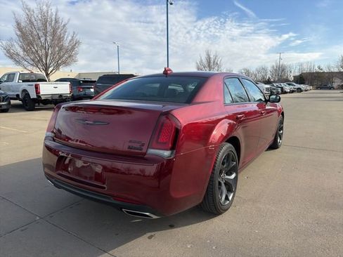 Used 2023 Chrysler 300 S w/ Comfort Group image 4