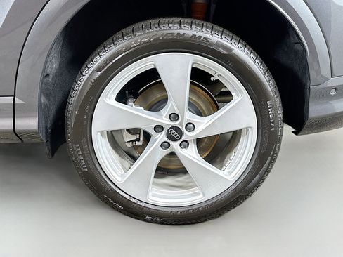 New 2025 Audi Q5 Premium Plus image 31