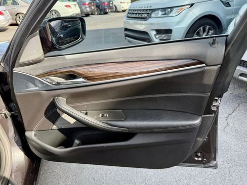 Used 2017 BMW 540i xDrive 540i xDrive image 23