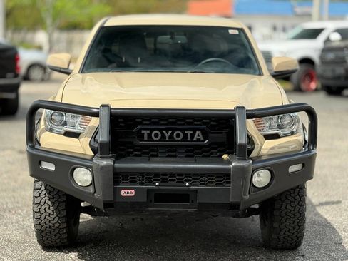 Used 2016 Toyota Tacoma TRD Off-Road w/ Towing Package image 4