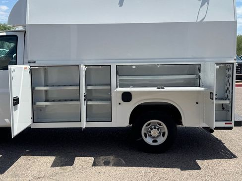 New 2024 Chevrolet Express 3500 w/ Power Convenience Package image 10