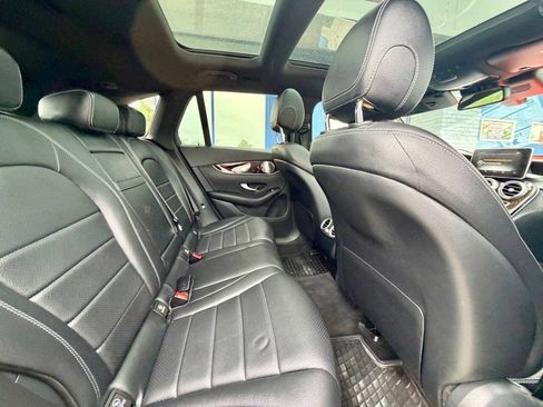 Used 2017 Mercedes-Benz GLC 300 4MATIC image 23