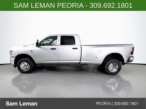 New 2026 RAM 3500 Tradesman AWD/4WD image 4