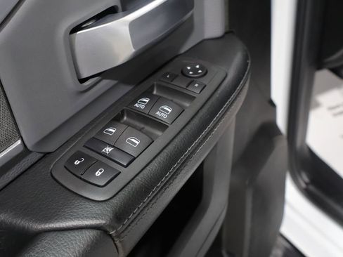 Certified 2022 RAM 2500 Big Horn AWD/4WD image 15