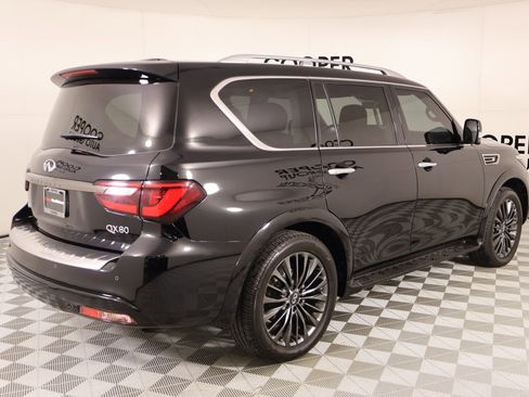Used 2022 INFINITI QX80 Premium Select AWD/4WD image 23