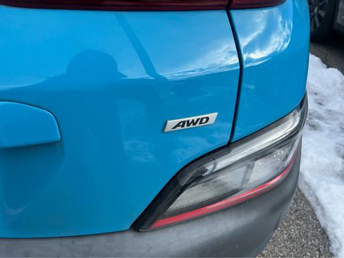 Used 2023 Hyundai Kona SEL w/ Cargo Package image 11