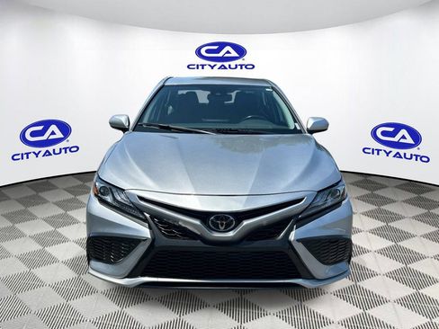 Used 2024 Toyota Camry XSE FWD image 8