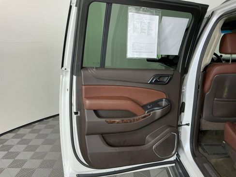 Used 2016 Chevrolet Suburban LTZ image 25