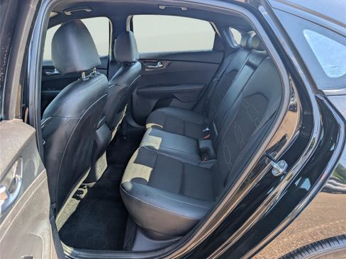 Used 2023 Kia Forte GT-Line w/ GT-Line Technology Package FWD image 27