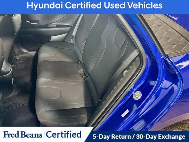 Used 2024 Hyundai Elantra SE FWD image 16