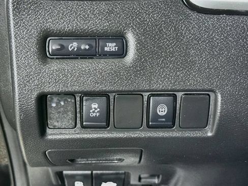 Used 2021 Nissan Murano S FWD image 10