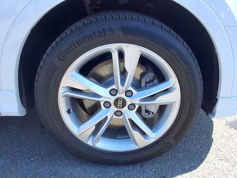 Used 2024 Audi Q3 2.0T Premium w/ Convenience Package AWD/4WD image 33