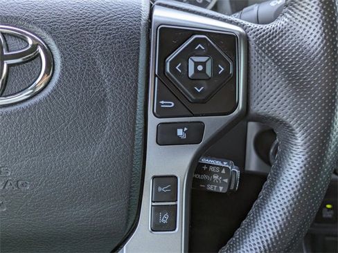Used 2021 Toyota Tacoma Limited image 28