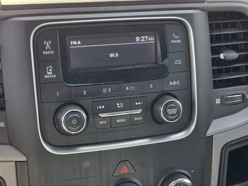 Used 2020 RAM 1500 Tradesman w/ Chrome Appearance Group AWD/4WD image 28