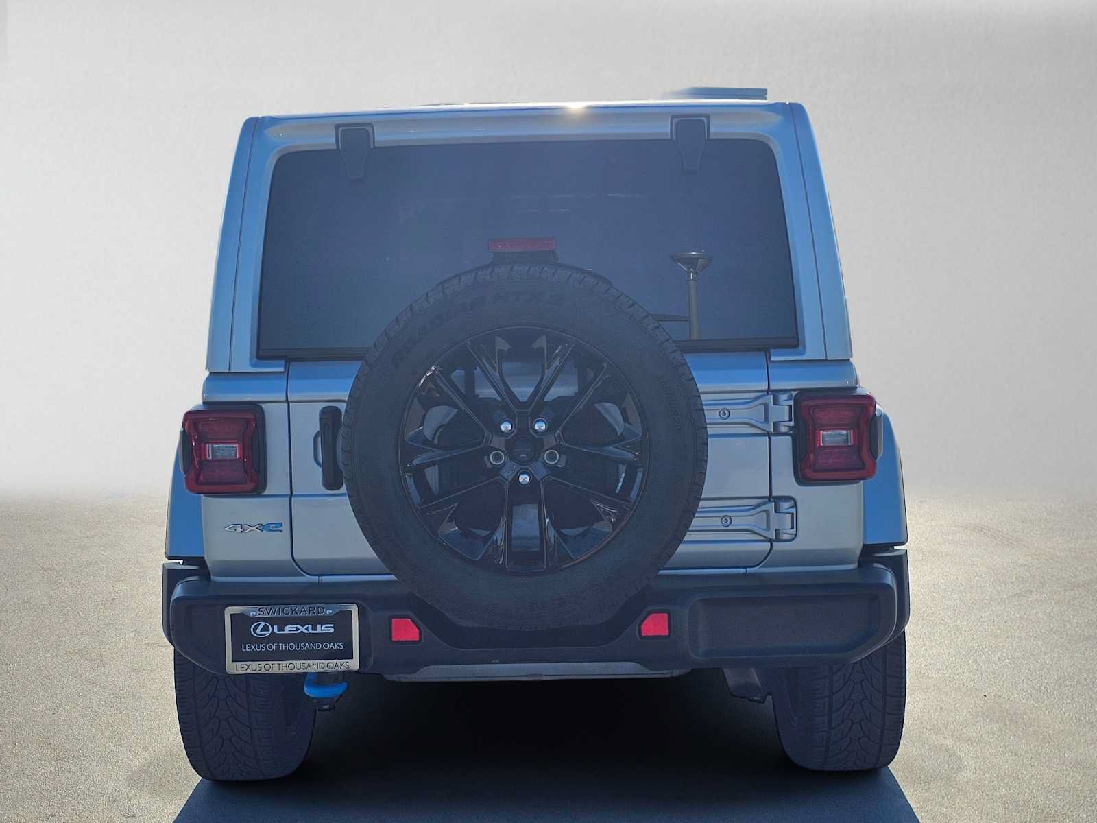 Used 2022 Jeep Wrangler Unlimited Sahara AWD/4WD image 5