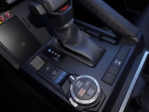 New 2025 Toyota Tacoma TRD Off-Road image 17