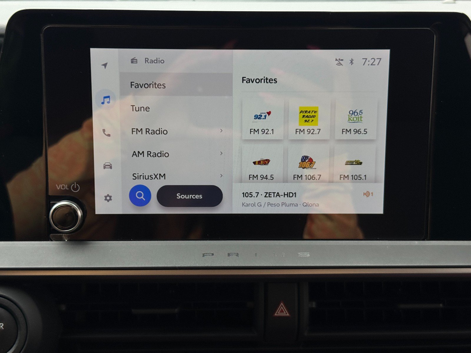 Used 2024 Toyota Prius Prime FWD image 24