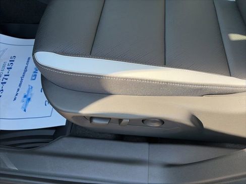 New 2026 Buick Envision Sport Touring AWD/4WD image 18