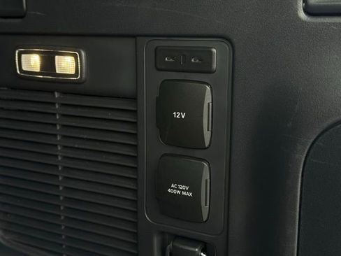 Used 2025 Ford Expedition Max Platinum image 13