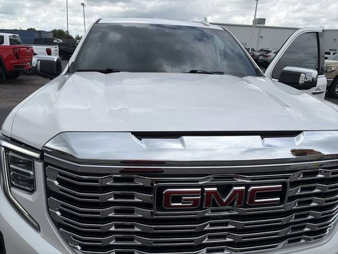 Certified 2024 GMC Sierra 1500 Denali AWD/4WD image 37