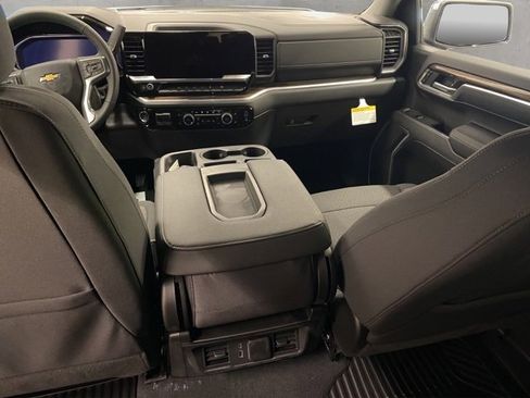 New 2026 Chevrolet Silverado 1500 LT image 12
