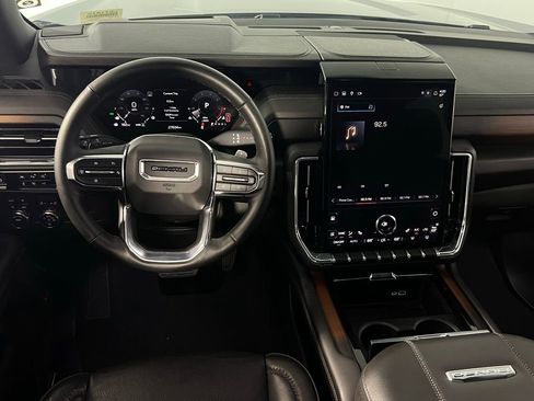 Used 2025 GMC Yukon Denali image 15