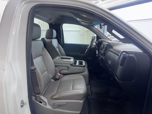 Used 2017 Chevrolet Silverado 1500 W/T RWD image 10