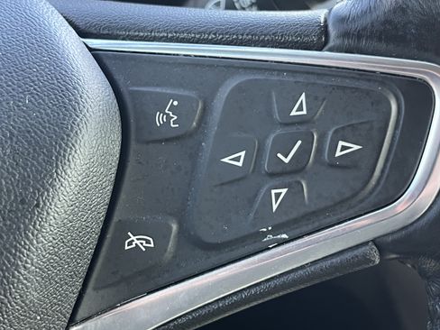 Used 2019 Chevrolet Equinox Premier w/ LPO, Cargo Package FWD image 20