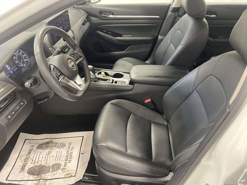 Used 2024 Nissan Altima 2.5 SL image 11