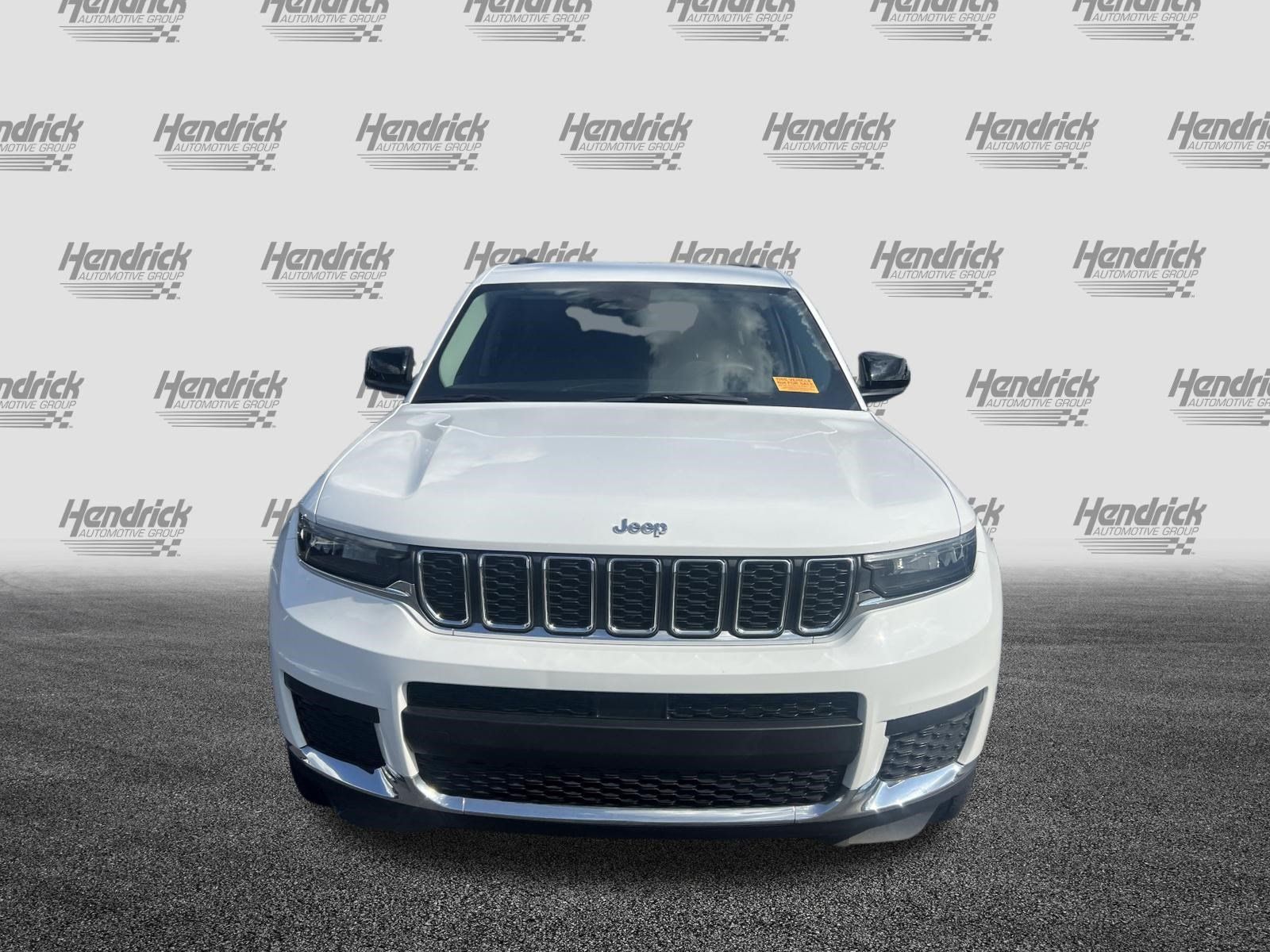 Used 2023 Jeep Grand Cherokee L Laredo AWD/4WD image 3