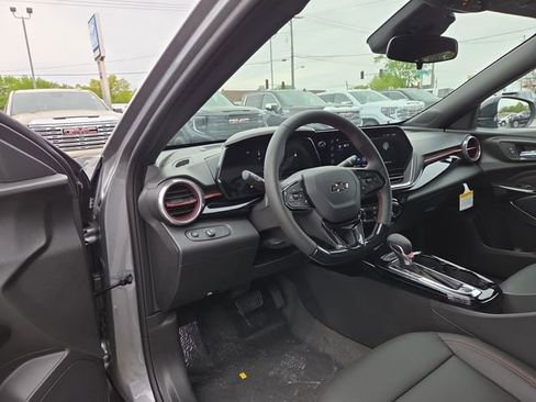 New 2026 Chevrolet Trax RS w/ Driver Confidence Package FWD image 20