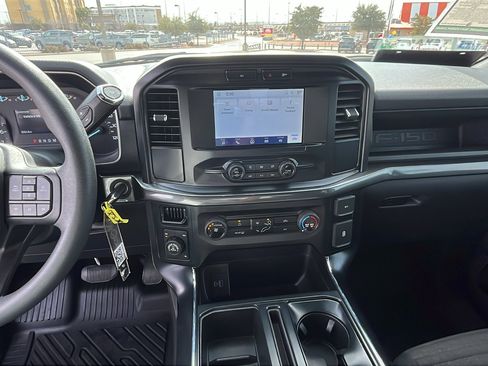 Used 2023 Ford F150 XL image 19