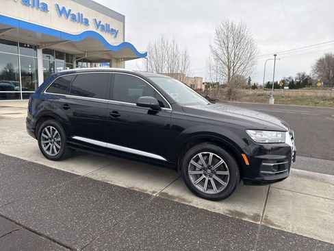 Used 2017 Audi Q7 3.0T Premium Plus w/ Premium Plus Package AWD/4WD image 2