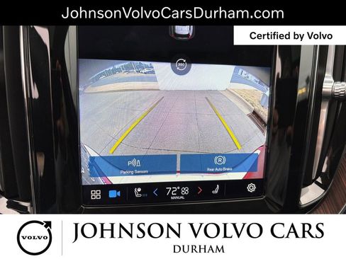 Certified 2023 Volvo XC60 B5 Ultimate w/ Climate Package image 16