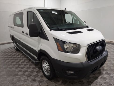 Used 2024 Ford Transit 250 Low Roof AWD w/ Exterior Upgrade Package image 4