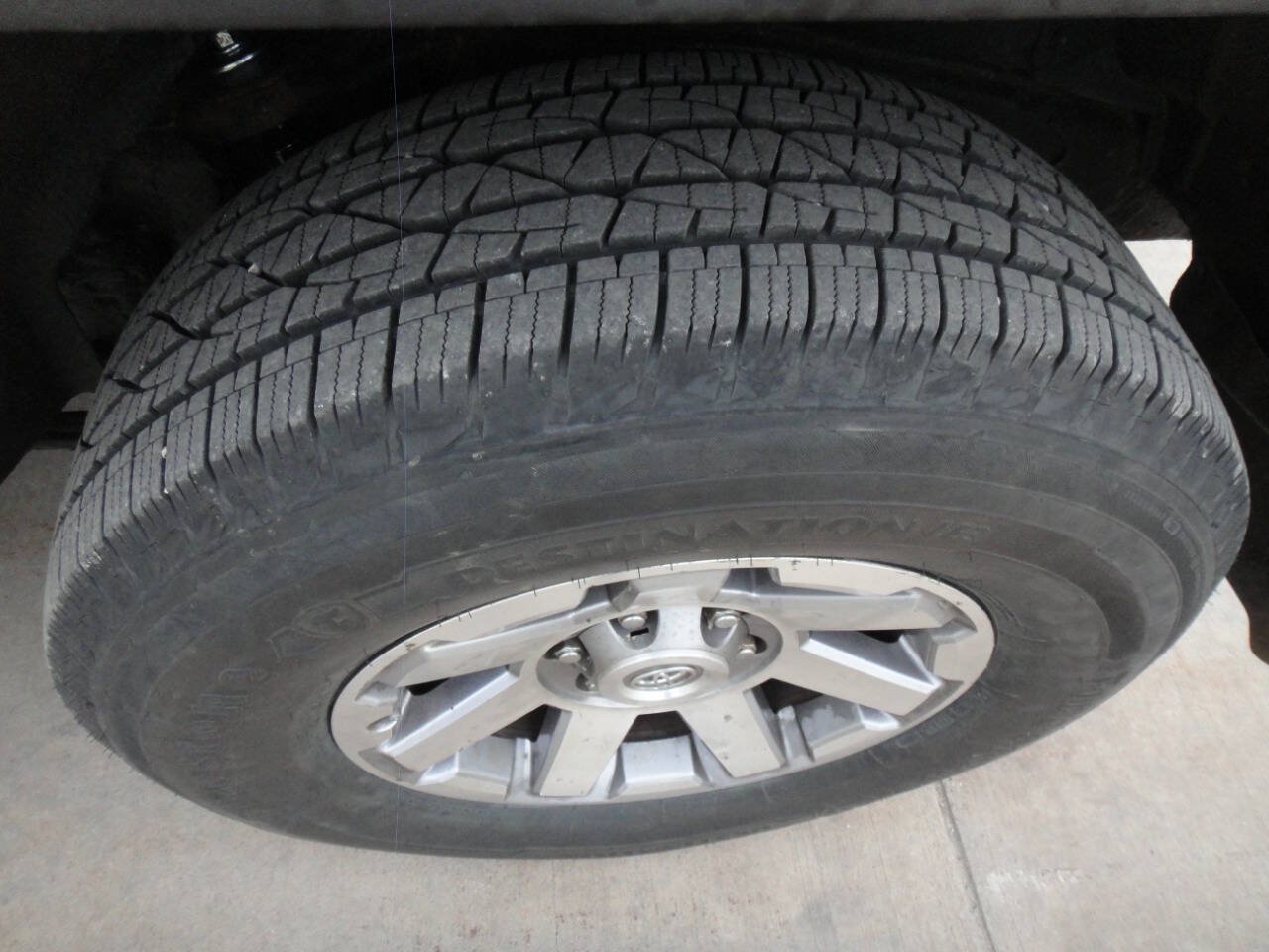 Used 2014 Toyota FJ Cruiser 2WD w/ Convenience Package image 28